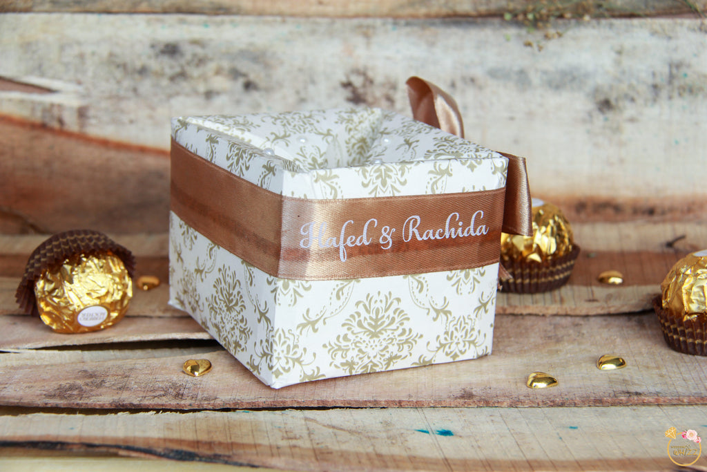 4 Petal Favour Box