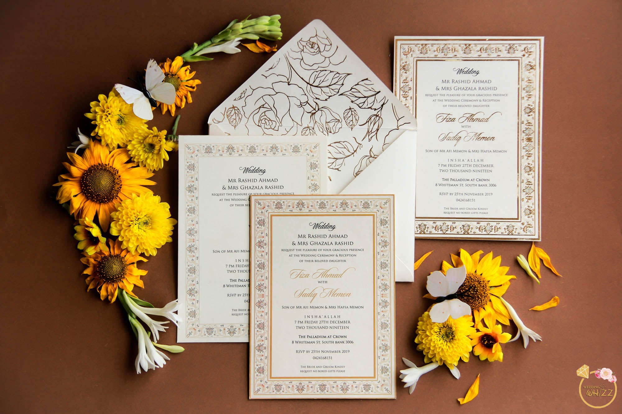 White Mughal Border Inserts with Floral Inner Envelope – Wedding Whizz